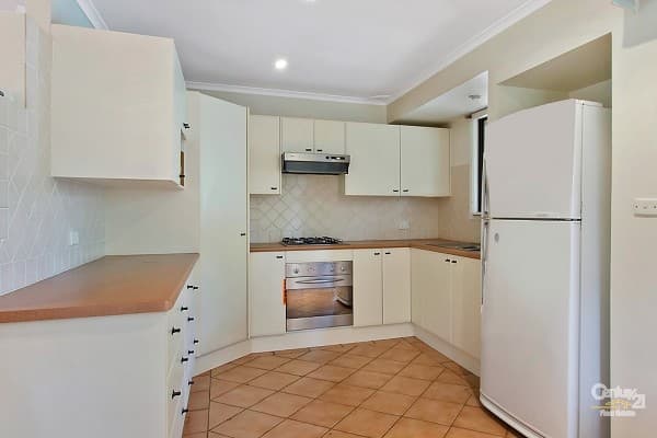 5 Loxley Close, Berkeley Vale, NSW, 2261, Berkeley Vale - Thumbnail 3