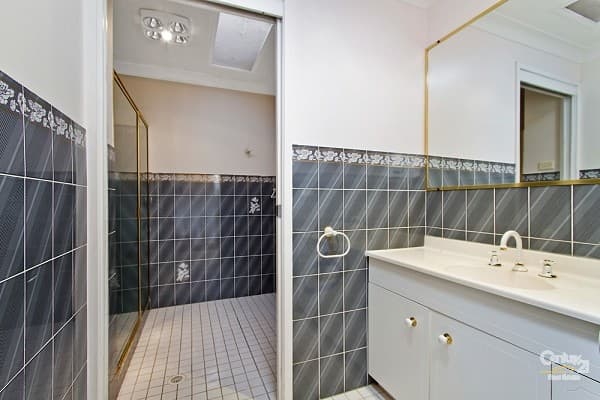 329 Lakedge Avenue, Berkeley Vale, NSW, 2261, Berkeley Vale - Thumbnail 6