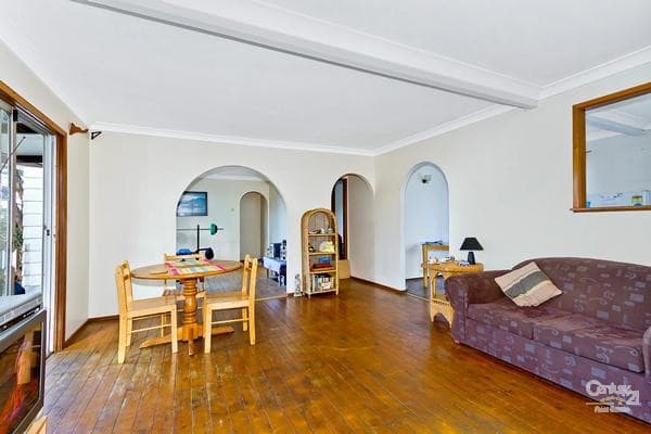 10 Margherita Avenue, Bateau Bay, NSW, 2261, Bateau Bay - Thumbnail 3