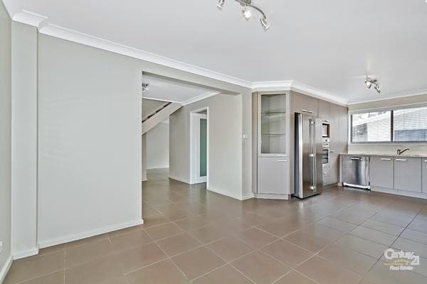 9 Ferndale Street, Killarney Vale, NSW, 2261, Killarney Vale - Thumbnail 5