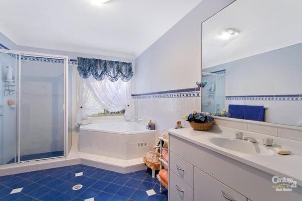 35 Scarborough Place, Bateau Bay, NSW, 2261, Bateau Bay - Thumbnail 3