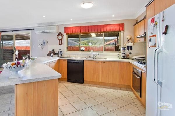 35 Scarborough Place, Bateau Bay, NSW, 2261, Bateau Bay - Thumbnail 4