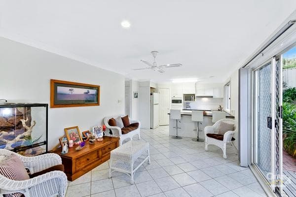 104 Bottlebrush Drive, Glenning Valley, NSW, 2261, Glenning Valley - Thumbnail 2