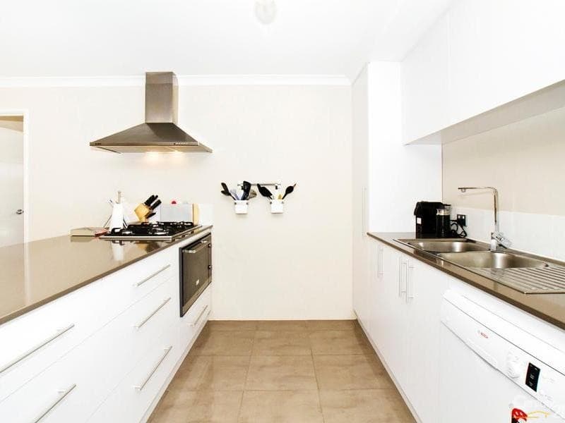 7/10 Warton Rd, Huntingdale, WA, 6110, Canning Vale - Thumbnail 2