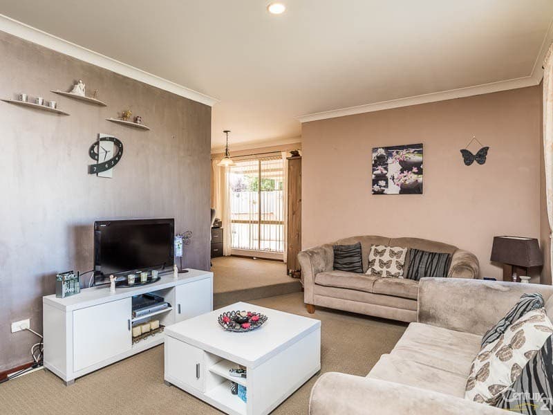 7/10 Warton Rd, Huntingdale, WA, 6110, Thornlie - Thumbnail 2