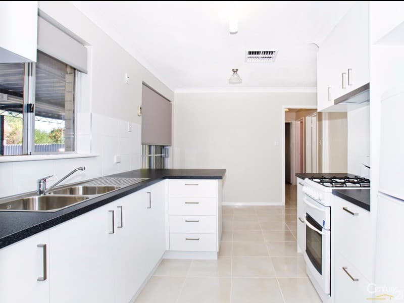 7/10 Warton Rd, Huntingdale, WA, 6110, Thornlie - Thumbnail 2