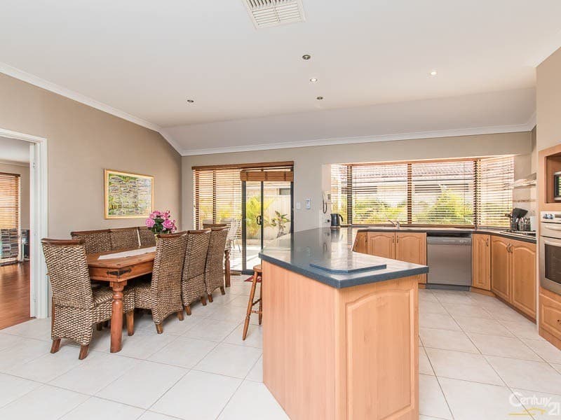7/10 Warton Rd, Huntingdale, WA, 6110, Canning Vale - Thumbnail 2
