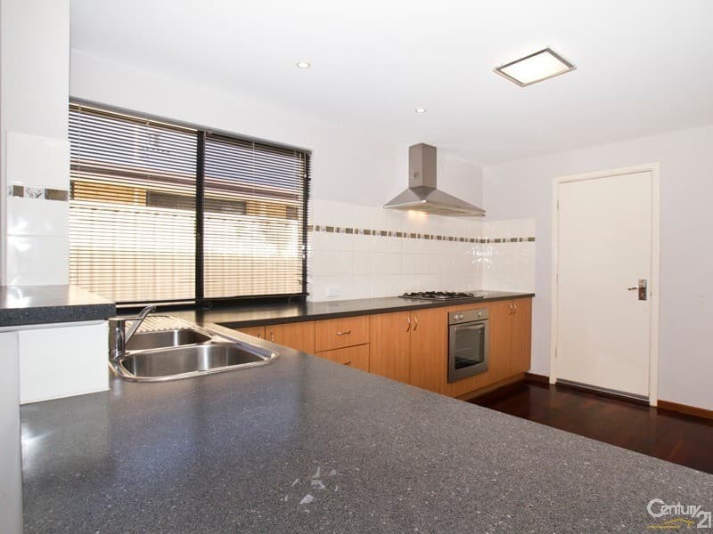 7/10 Warton Rd, Huntingdale, WA, 6110, Logan Reserve - Thumbnail 2