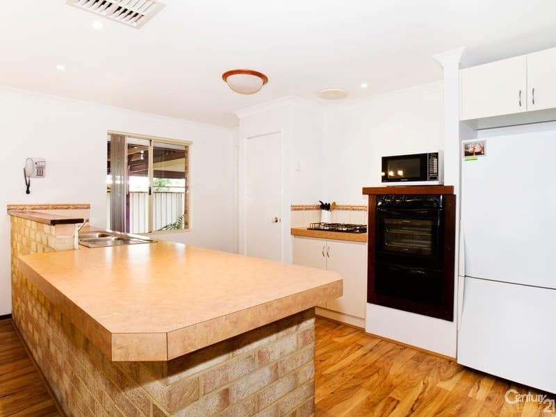 7/10 Warton Rd, Huntingdale, WA, 6110, Huntingdale - Thumbnail 2