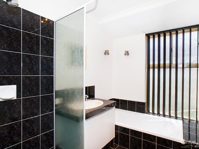 7/10 Warton Rd, Huntingdale, WA, 6110, Moores Pocket - Thumbnail 4