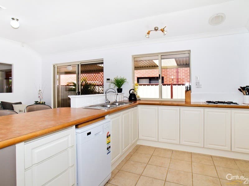 7/10 Warton Rd, Huntingdale, WA, 6110, Southern River - Thumbnail 2