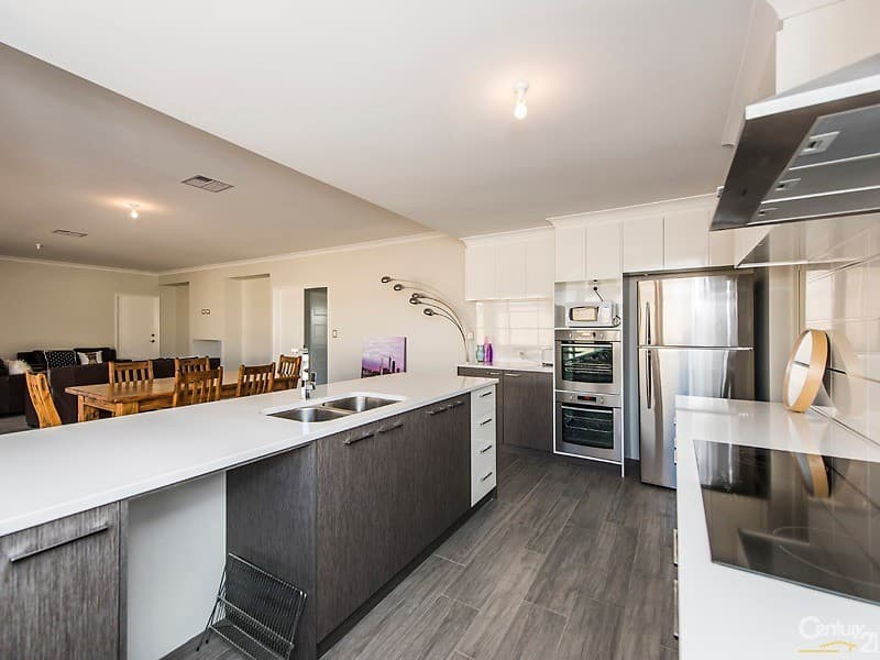 7/10 Warton Rd, Huntingdale, WA, 6110, Madora Bay - Thumbnail 2