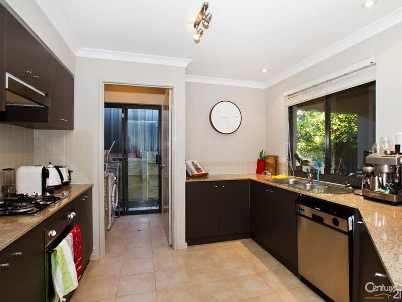 7/10 Warton Rd, Huntingdale, WA, 6110, Como - Image 1