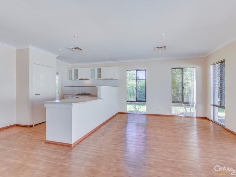7/10 Warton Rd, Huntingdale, WA, 6110, Cloverdale - Thumbnail 5