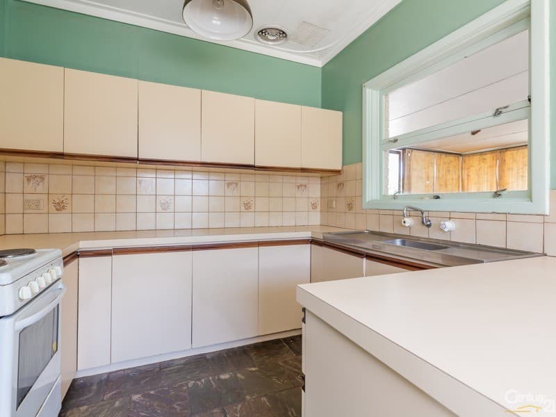 7/10 Warton Rd, Huntingdale, WA, 6110, Thornlie - Thumbnail 2