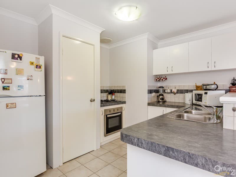 7/10 Warton Rd, Huntingdale, WA, 6110, Thornlie - Thumbnail 2