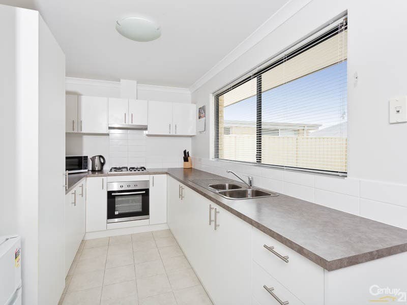 7/10 Warton Rd, Huntingdale, WA, 6110, Success - Image 1