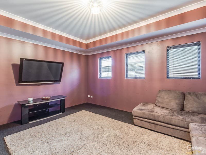 7/10 Warton Rd, Huntingdale, WA, 6110, Southern River - Thumbnail 2