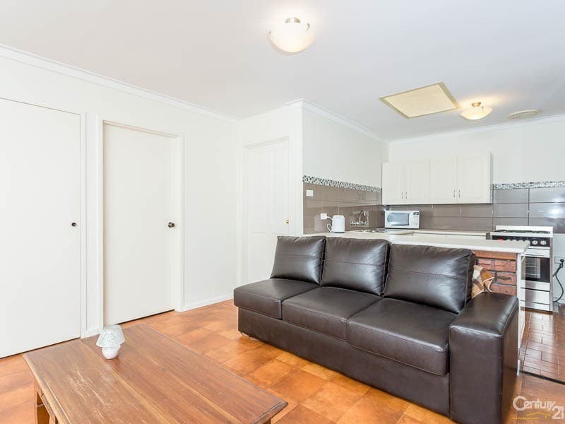 7/10 Warton Rd, Huntingdale, WA, 6110, Thornlie - Thumbnail 2