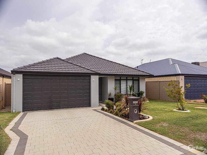 7/10 Warton Rd, Huntingdale, WA, 6110, Moura - Image 1