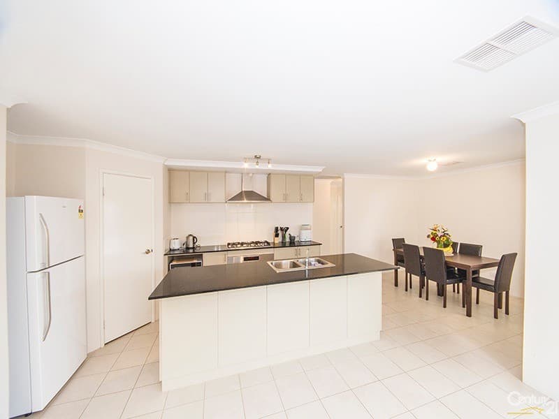 7/10 Warton Rd, Huntingdale, WA, 6110, Moura - Thumbnail 2