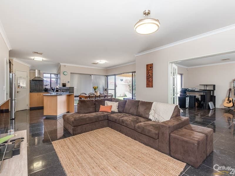 7/10 Warton Rd, Huntingdale, WA, 6110, Canning Vale - Thumbnail 2