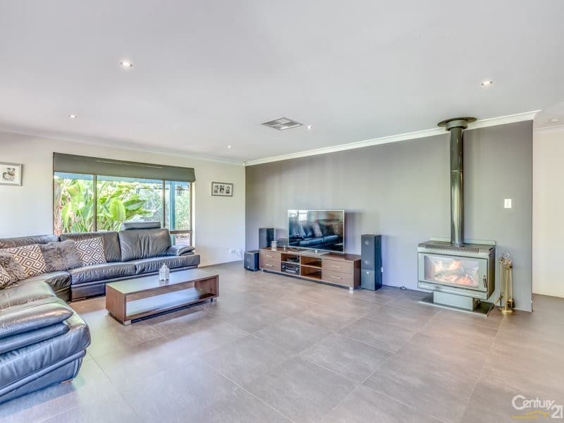 7/10 Warton Rd, Huntingdale, WA, 6110, Roleystone - Thumbnail 2