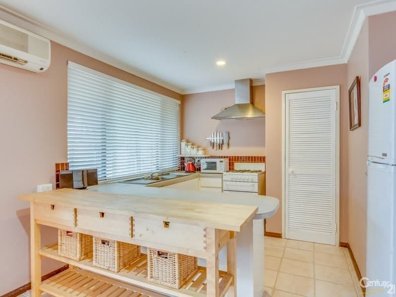 7/10 Warton Rd, Huntingdale, WA, 6110, Thornlie - Image 1