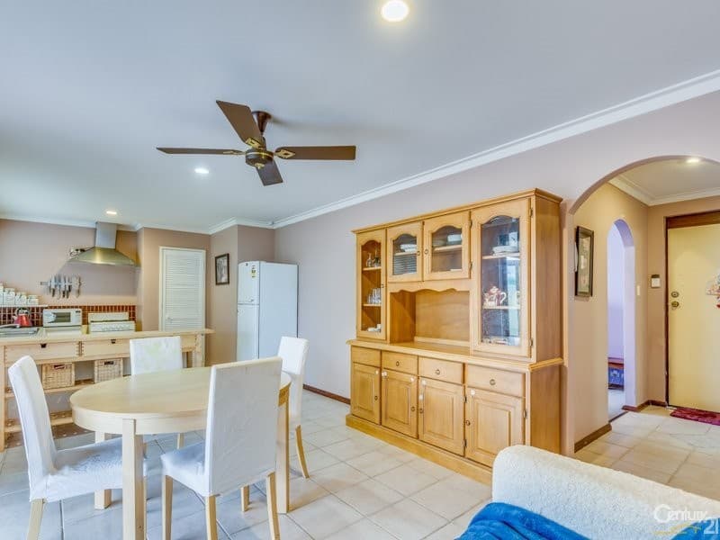 7/10 Warton Rd, Huntingdale, WA, 6110, Thornlie - Thumbnail 2