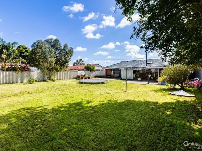 7/10 Warton Rd, Huntingdale, WA, 6110, Gosnells - Image 1