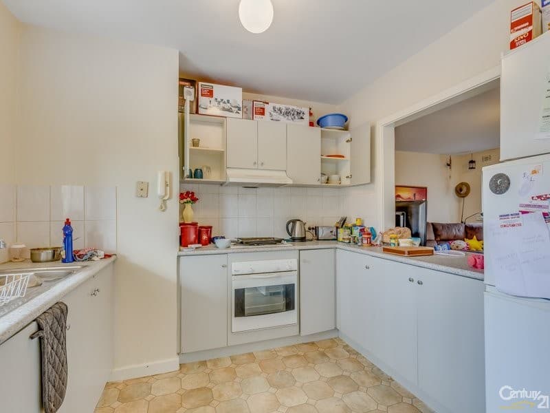 7/10 Warton Rd, Huntingdale, WA, 6110, Orelia - Image 1
