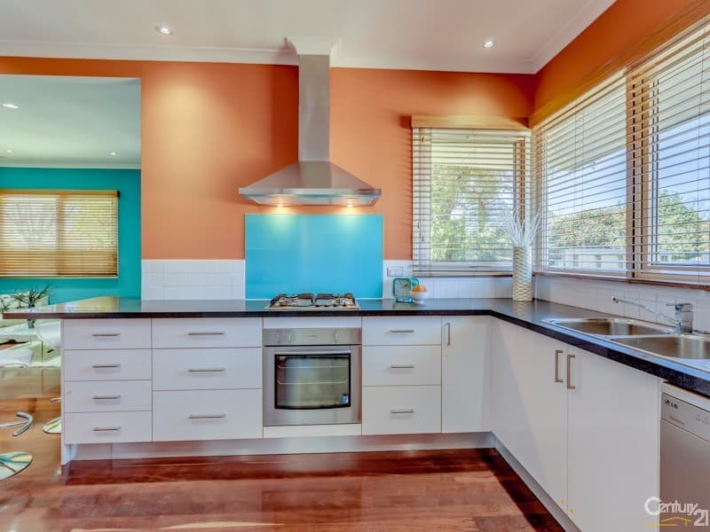 7/10 Warton Rd, Huntingdale, WA, 6110, Dolphin Heads - Thumbnail 2