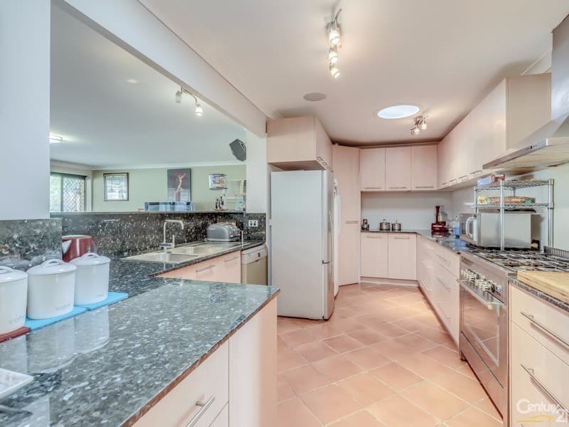 7/10 Warton Rd, Huntingdale, WA, 6110, Goomboorian - Image 1