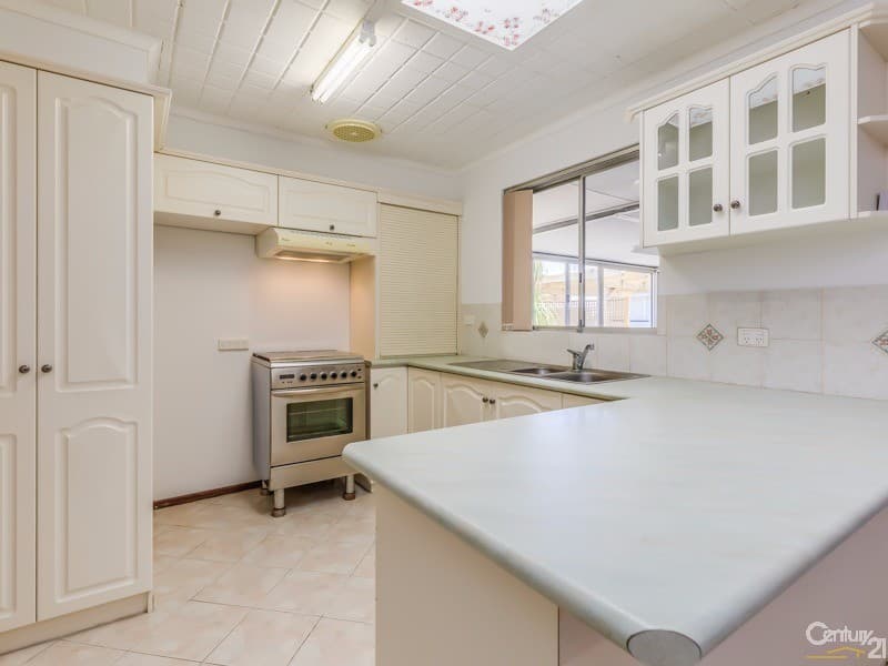 7/10 Warton Rd, Huntingdale, WA, 6110, Kelmscott - Image 1