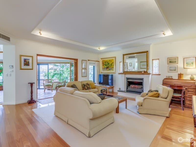 7/10 Warton Rd, Huntingdale, WA, 6110, Ascot - Thumbnail 2