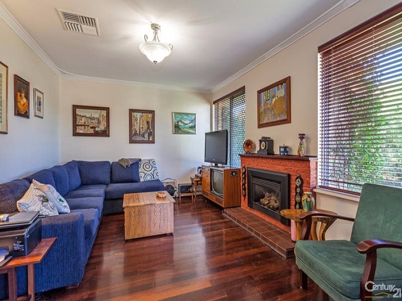 7/10 Warton Rd, Huntingdale, WA, 6110, High Wycombe - Image 1