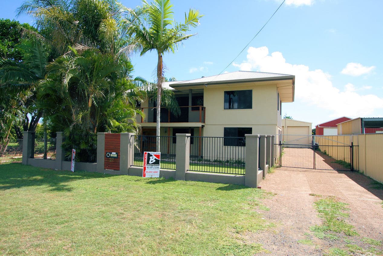27 Corser Street, Burnett Heads - Image 1