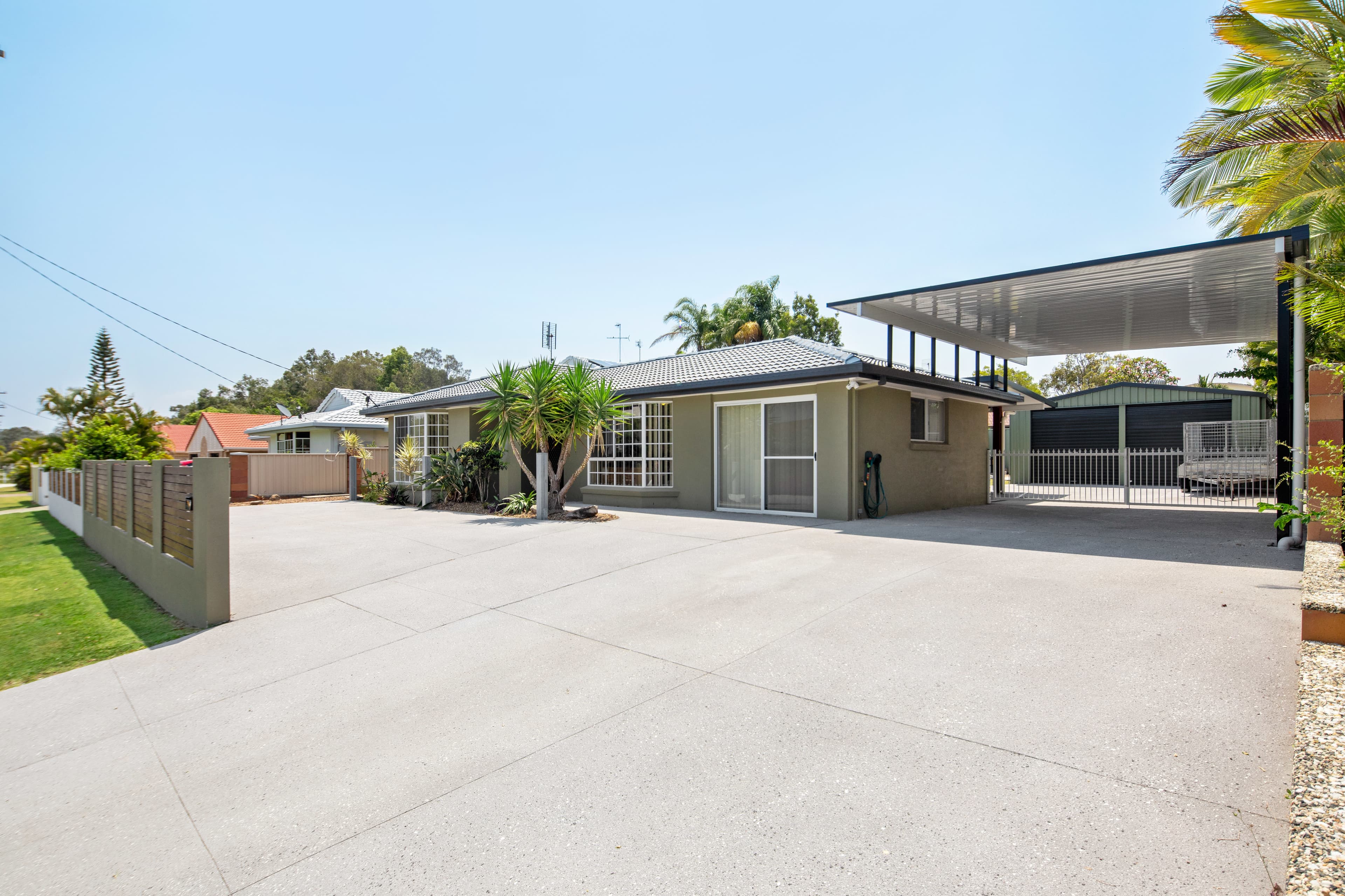118 Goonawarra Dr, Mooloolaba QLD, Mooloolaba - Image 1