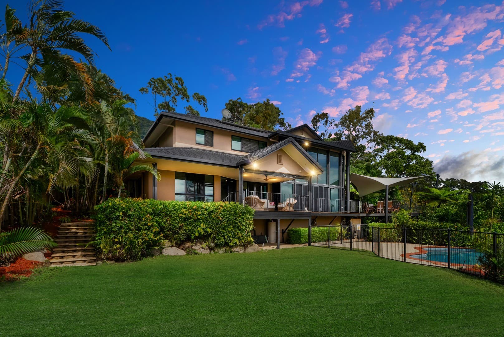 20 Alstonia Close, Redlynch, Redlynch - Image 1