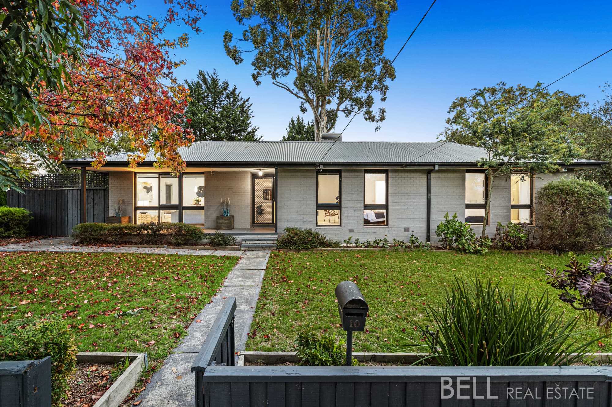10 Blandford Crescent, BAYSWATER NORTH, Bayswater North - Image 1