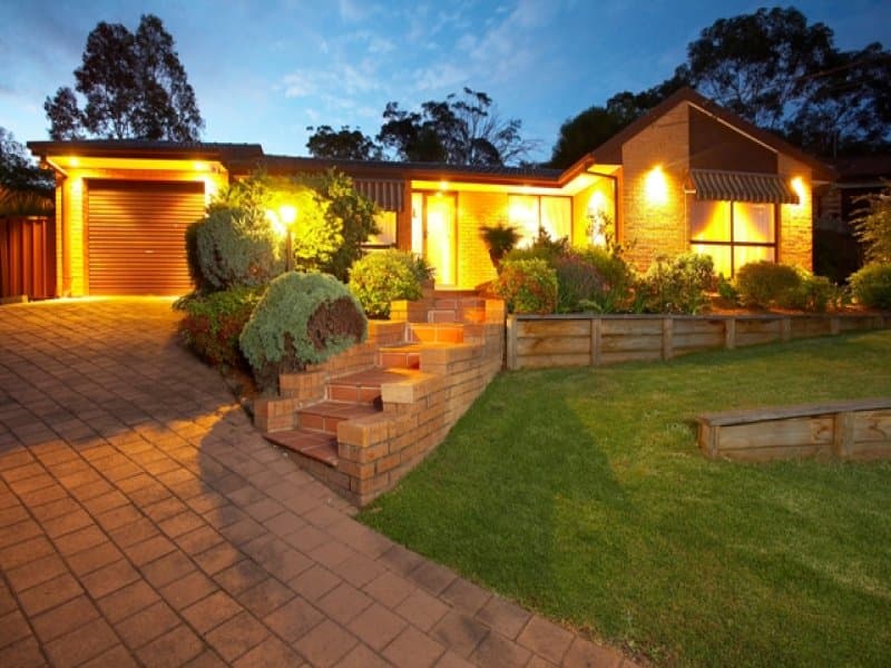 4 Eric Close, EMU PLAINS, Emu Plains - Image 1