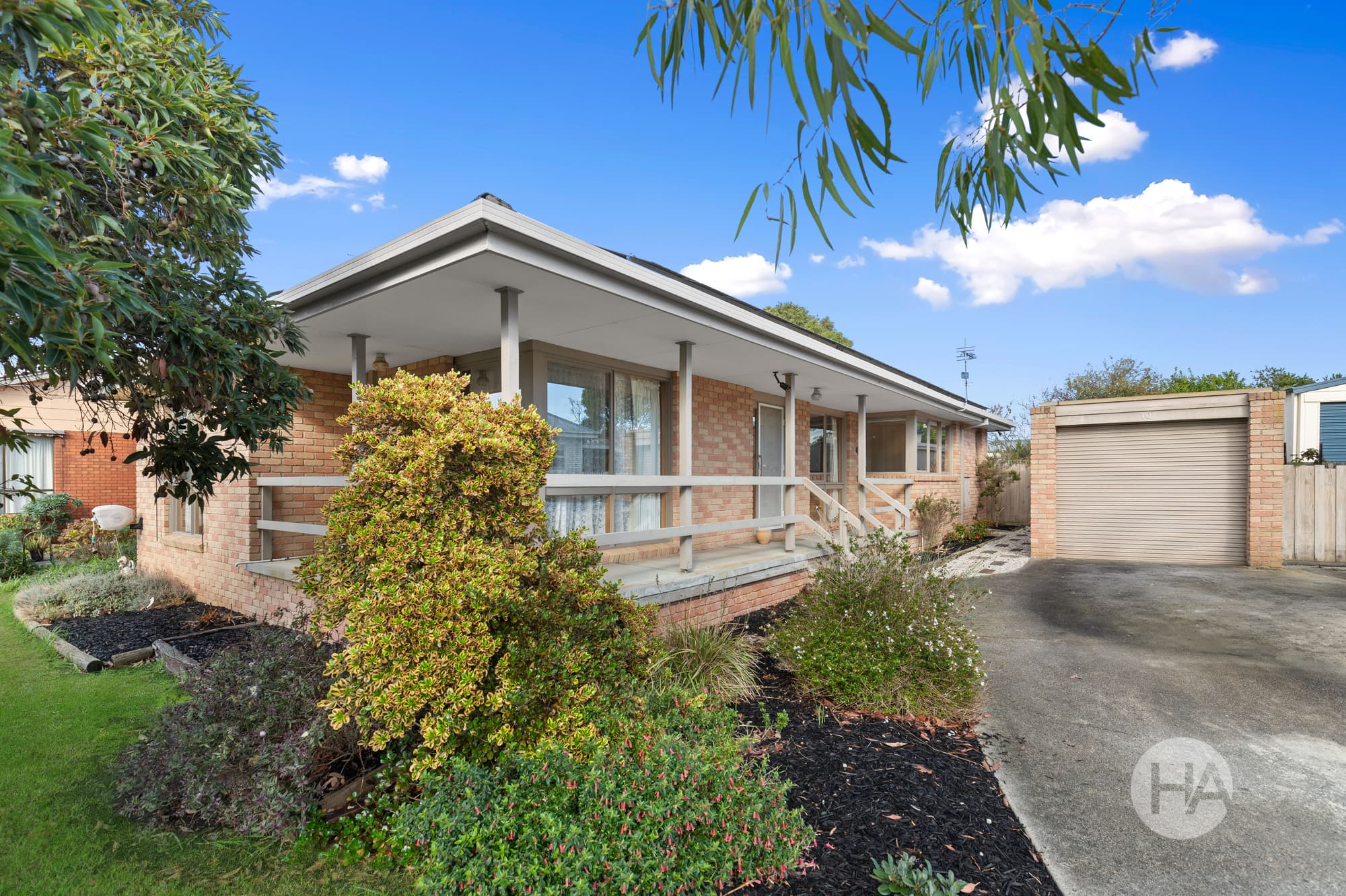 10 Meanderri Drive, INVERLOCH, Inverloch - Image 1