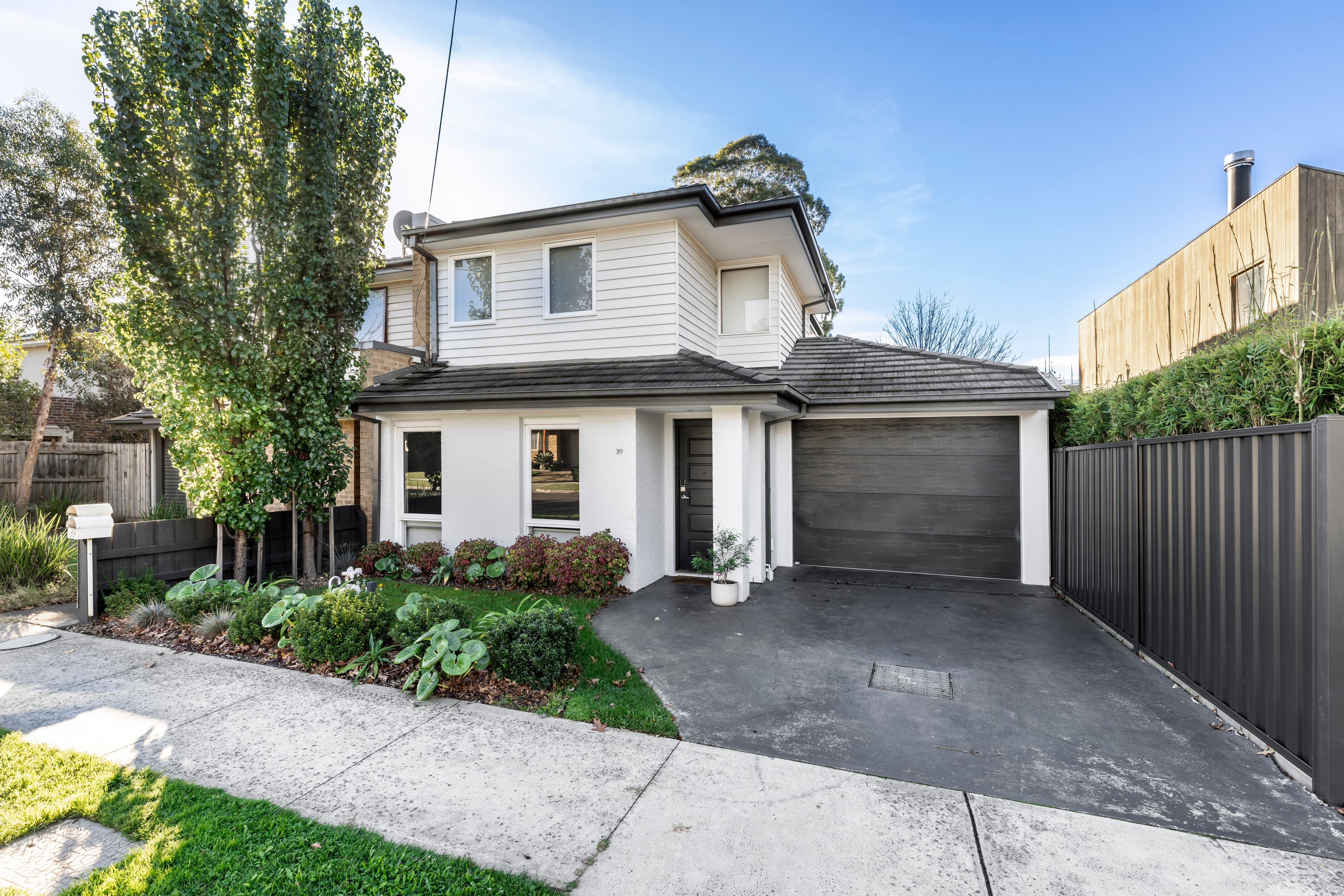 Greensborough, Greensborough - Image 1