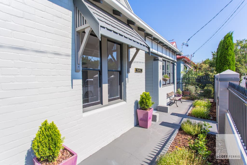 61 Barton Street, Mayfield, Mayfield - Image 1
