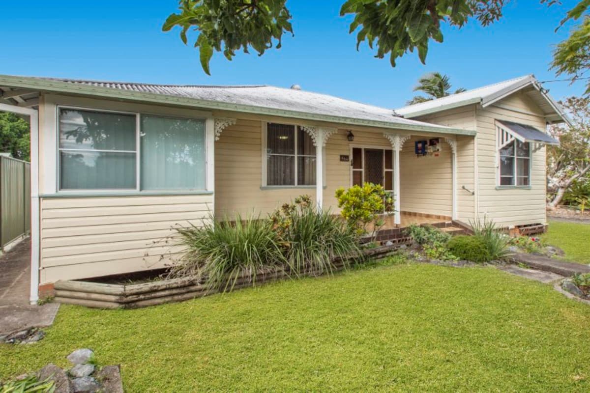 2 Campbell Street, Wauchope, Wauchope - Image 1