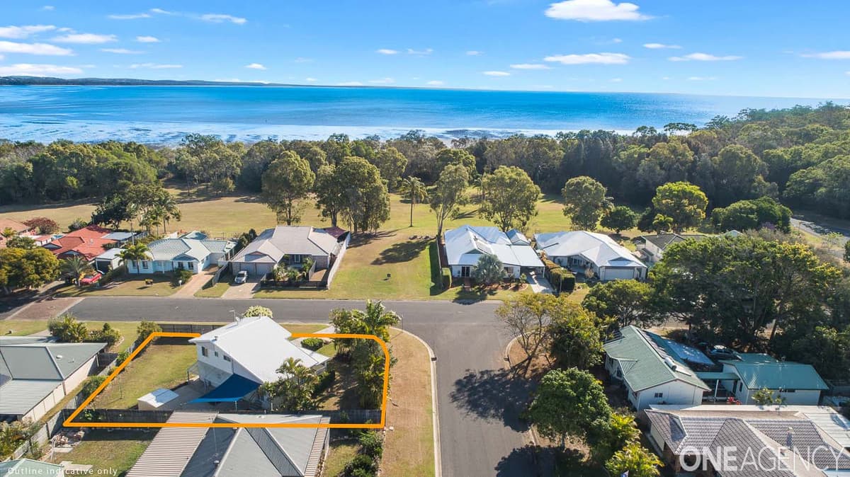 1 Sealink Drive, Point Vernon, Point Vernon - Image 1