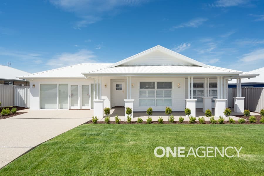 59 COPPABELLA Drive, Gobbagombalin, Gobbagombalin - Image 1