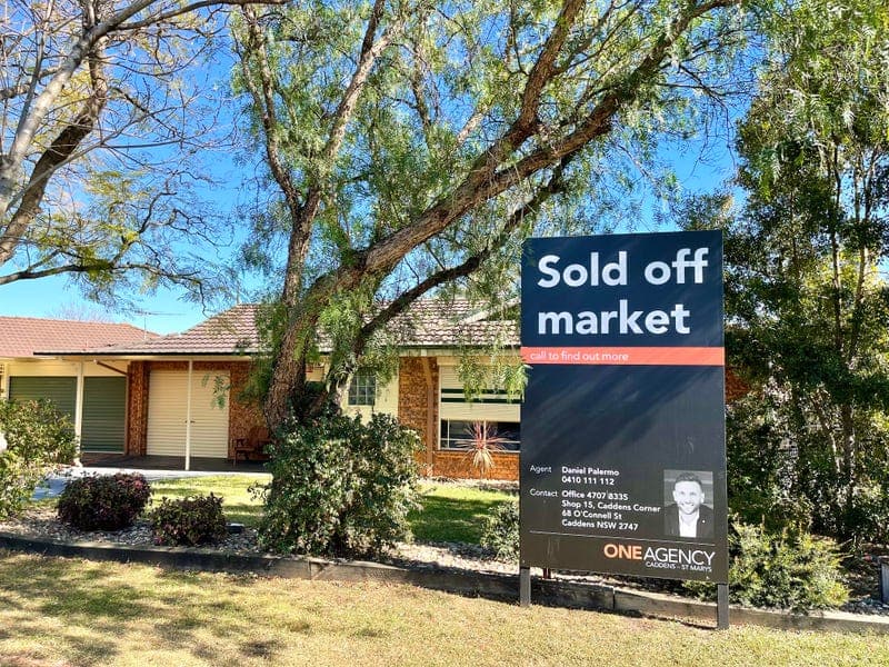 27 Sandpiper Crescent, Claremont Meadows, Claremont Meadows - Image 1