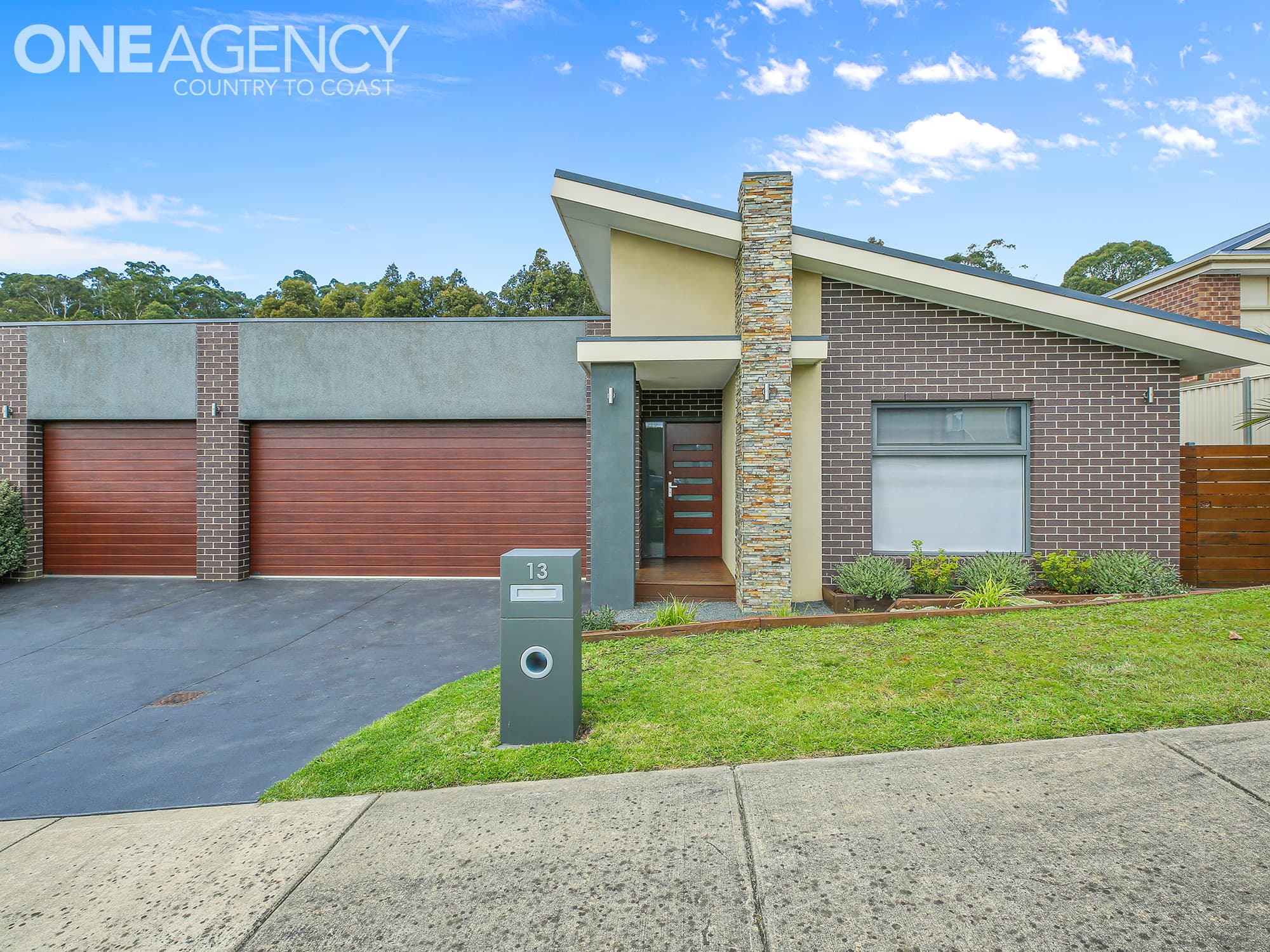13 Valleyview Grove, Drouin, Drouin - Image 1