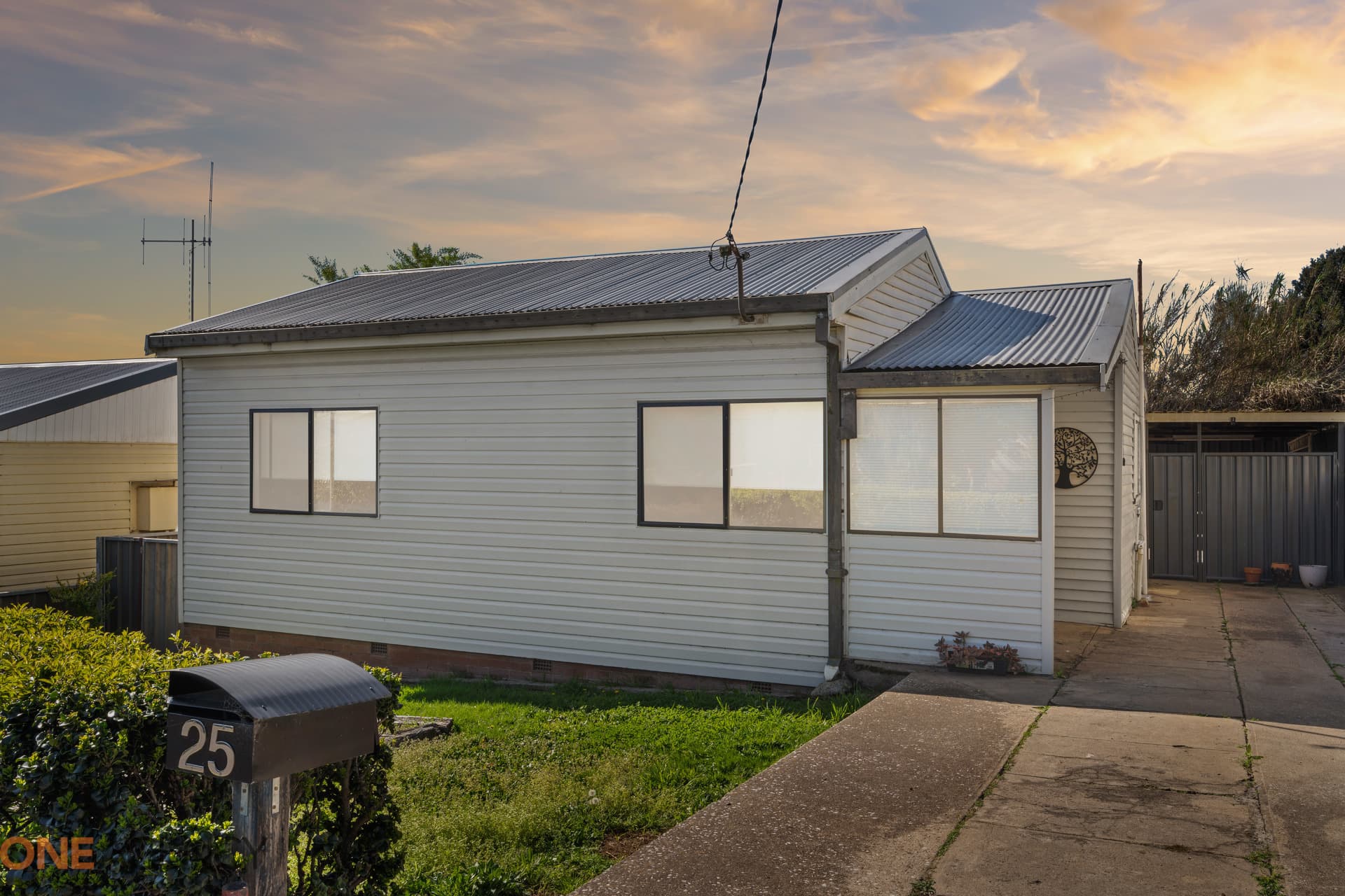 25 Moresby Street, Orange, Orange - Image 1